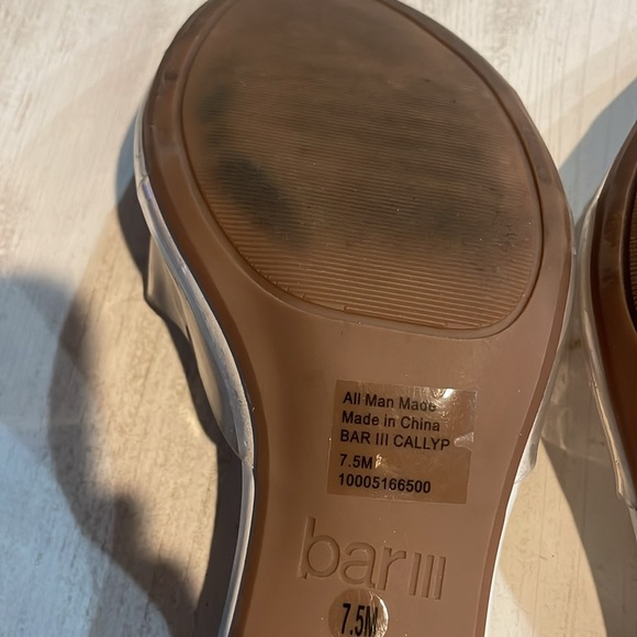 Bar III Lucite Mules Size 7.5 clear tops and ball bottom base Great condition! - Picture 8 of 11